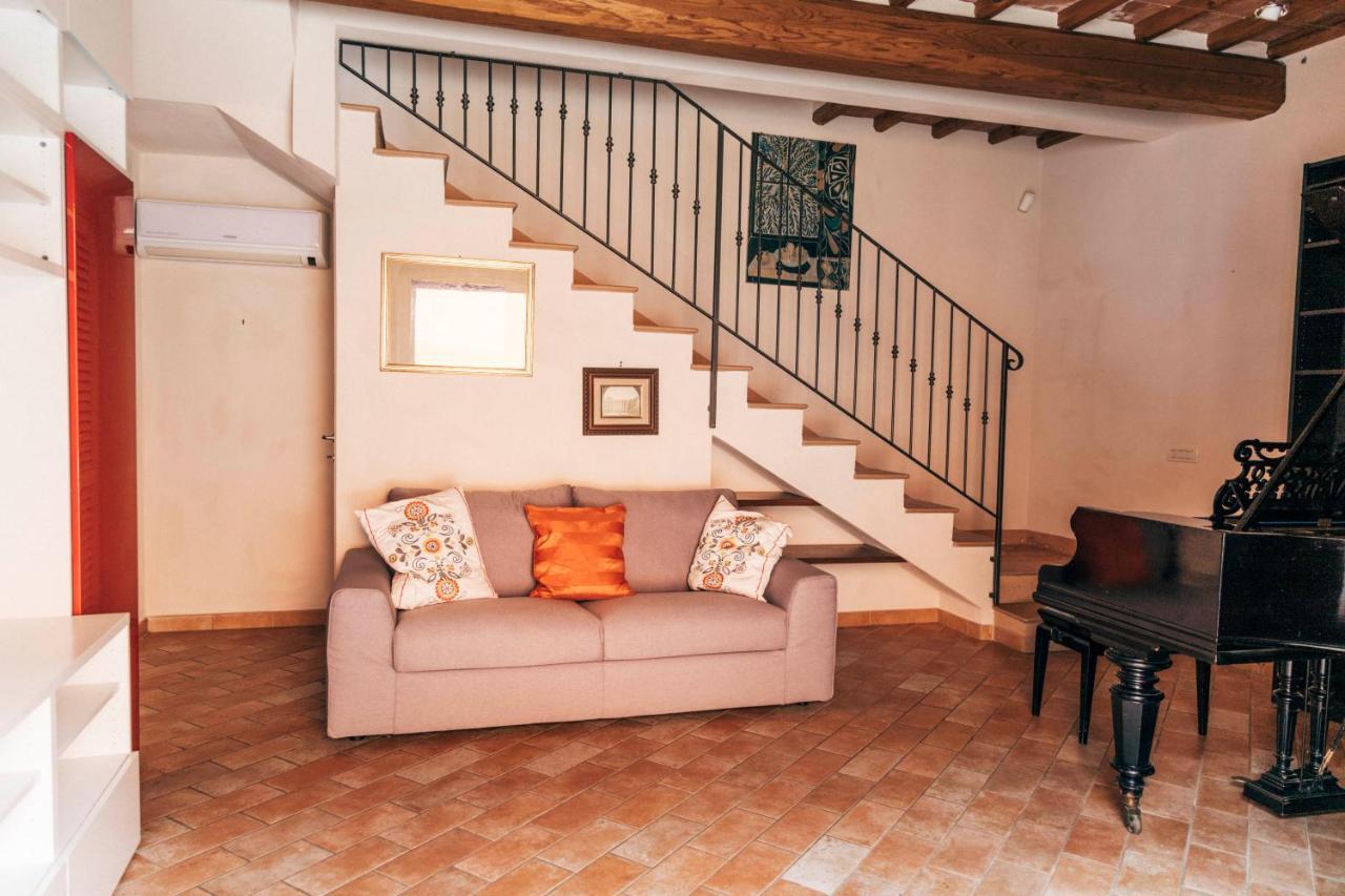 Tenuta San Giovanni Lucca - Borgo Del Locumone Eksteriør billede